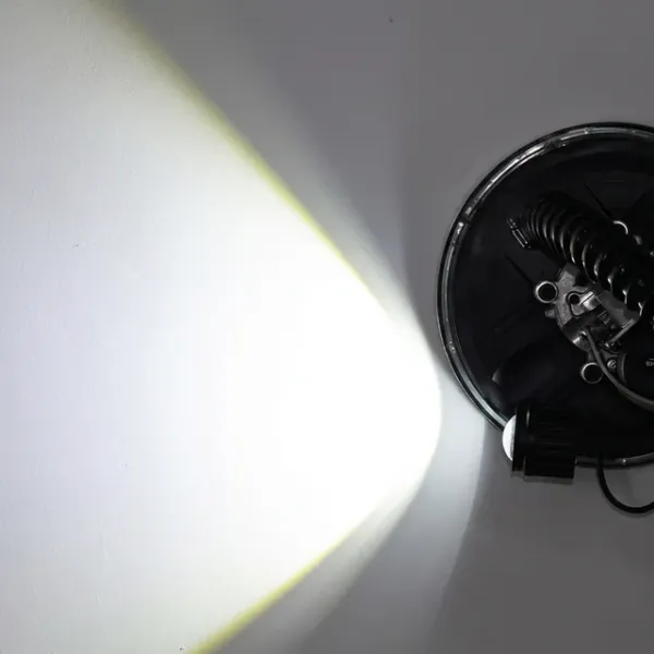 Свечение на стене